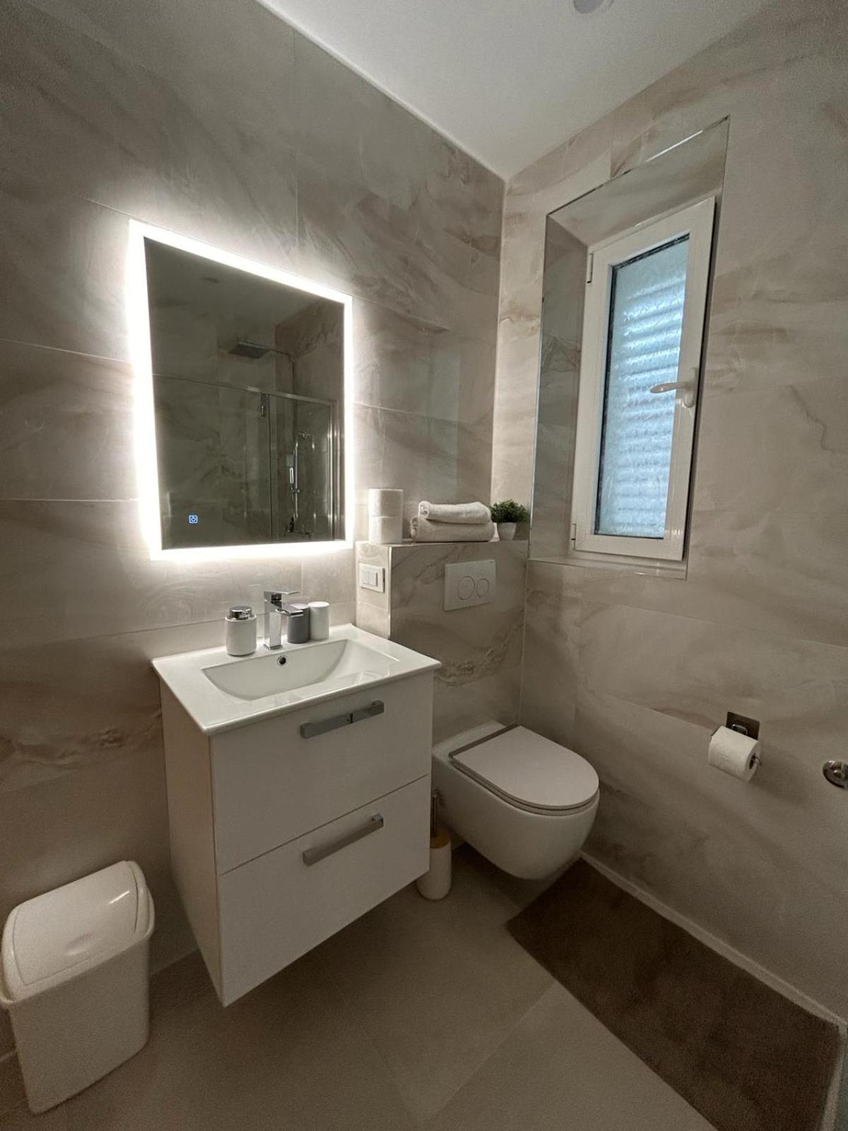 Perina Apartment - Free Parking Dubrovnik Exteriör bild